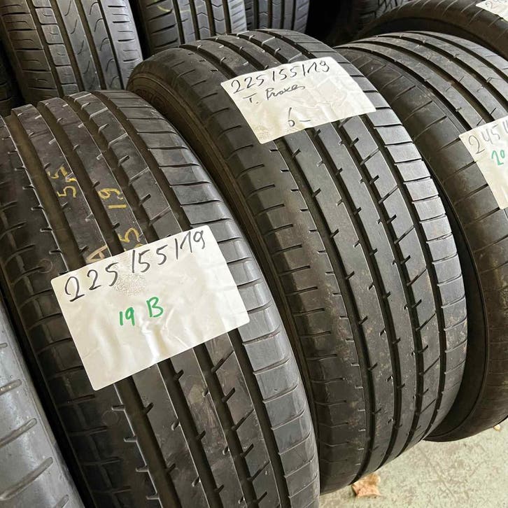 2 x Toyo Proxes 225-55-19 Zomerbanden 6mm, Auto-onderdelen, Banden en Velgen, 19 inch, Zomerbanden, 225 mm, Personenwagen, Gebruikt