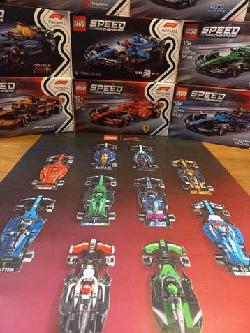 Lego Winkel display - Collector Display, 10 F 1 autos en, Nieuw