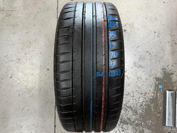 235/35/19 91Y * Michelin PilotSport4S 6MM Zomerband DOT 0323, 19 inch, Gebruikt, 235 mm, Band(en)