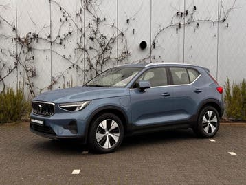 Zakelijke Lease |  Volvo XC40 Plug-in Hybrid T4 Core Bright, Automaat, Stof, Gebruikt, Euro 6