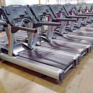 ONGEKENDE PRIJZEN loopbanden Technogym - Life Fitness OPHEF, Ophalen of Verzenden, Zo goed als nieuw, Benen