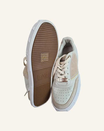 EA7 Emporio Armani sneakers met glansdetails – maat 38 – Nie, Beige, Ophalen of Verzenden, EA7 Emporio Armani, Sneakers of Gympen