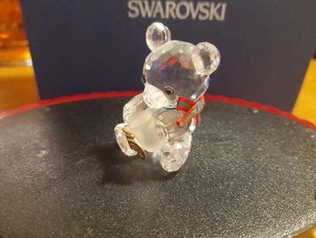Swarovski - Beeldje - Kris Bear - With honey pot - 213068 -
