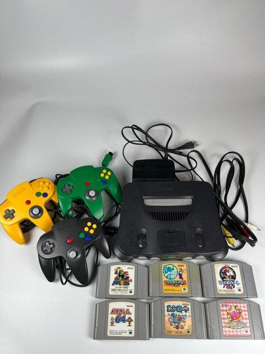 Nintendo - Nintendo 64 - Nintendo 64 Console with 3, Spelcomputers en Games, Spelcomputers | Overige Accessoires