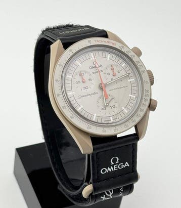 Omega x Swatch - MoonSwatch - Mission to Saturn - Zonder, Nieuw