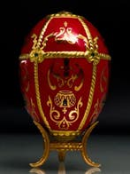 Fabergé ei - Imperial Jeweled Egg accentueerd met 24-karaats