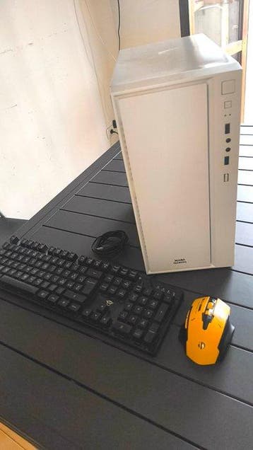 Mars Gaming - AMD Ryzen 5 2600X / 512GB NVMe / Quadro GPU, Nieuw