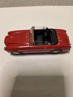 V.H.M. 1:43 - Modelauto - Volvo P1900, Nieuw