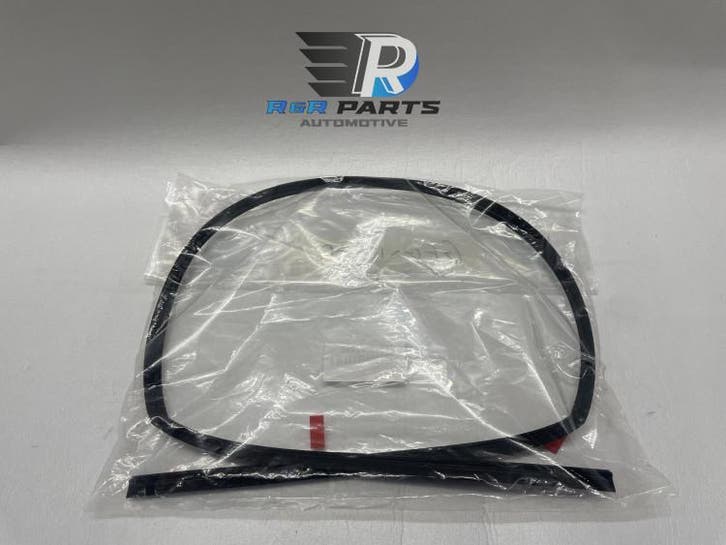 Afwerking / sierlijst, achterruit, onderzijde - (Toyota..., Auto-onderdelen, Overige Auto-onderdelen, Nieuw, Verzenden