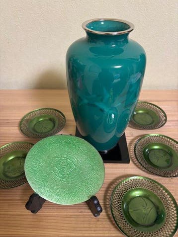 Prachtige Ando Cloisonné-collectie van 7 stuks - vaas,