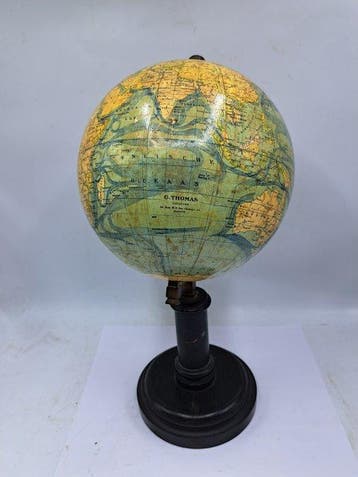 Terrestrial table globe - Nederlandstalig - 20th Century