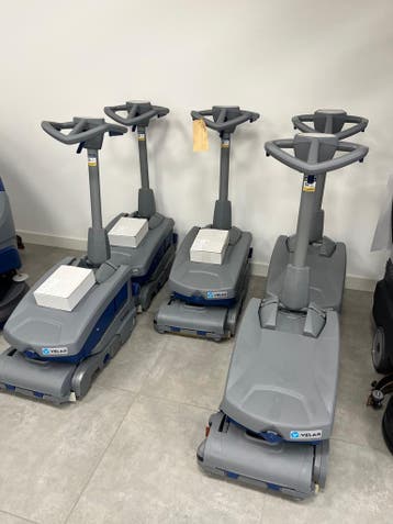 Compacte schrobmachines voor horeca, sport, winkel, etc., Verzenden, Zo goed als nieuw, Schrobmachine