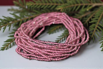 Waist Beads / Afrikaanse Heupketting - ASEMOTA - Roze (elast, Sieraden, Tassen en Uiterlijk, Kettingen, Ophalen of Verzenden, Nieuw