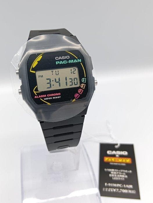 Casio - PAC-MAN Collaboration Model - Official Collaboration, Spelcomputers en Games, Spelcomputers | Overige Accessoires