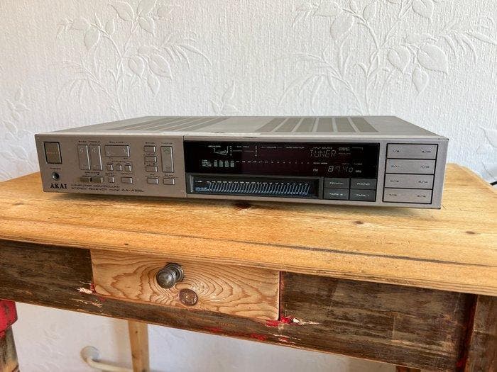 Akai - AA-A25L Solid state stereo receiver, Audio, Tv en Foto, Radio's