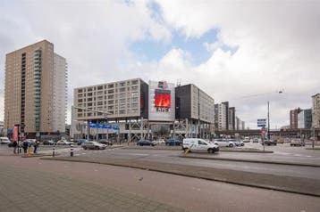 Te Huur 4 Kamer Appartement Zuidplein In Rotterdam, Huizen en Kamers, Rotterdam, Direct bij eigenaar, Appartement, Rotterdam