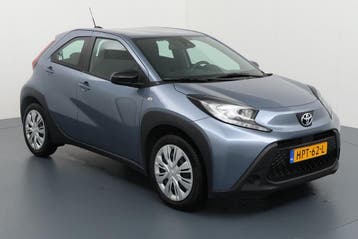 Private Lease - Toyota Aygo X - 1.0 VVT-I MT play 5d, Gebruikt, Met garantie (alle), Aygo X, Handgeschakeld