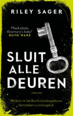 Sluit alle deuren 9789026347597 Riley Sager, Boeken, Verzenden, Gelezen, Riley Sager