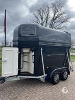 Prachtige Heja 2 paards! Met zadelkamer!, Ophalen, Zo goed als nieuw