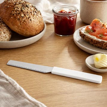 RÖR Solingen Broodjesmes 10 cm met fijne karteling en wit.., Ophalen of Verzenden, Nieuw, Kunststof