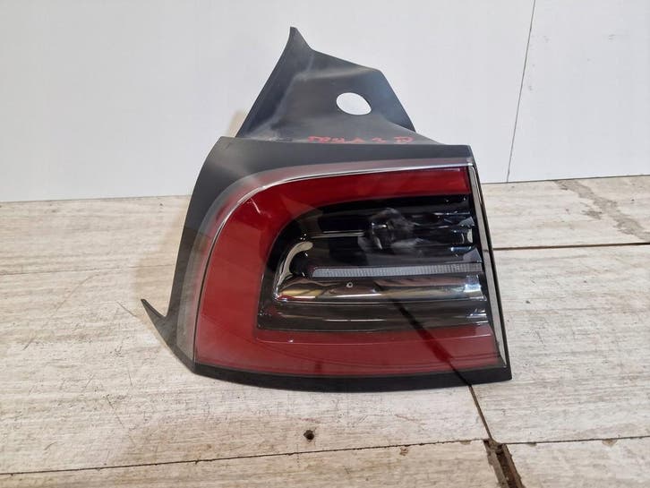 Linker LED lamp Tesla Model 3 17-23, Auto-onderdelen, Verlichting, Gebruikt, Verzenden