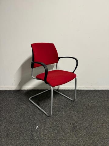Drabert Filio - Vergaderstoel - Rood, Vergader- of Presentatieruimte, Ophalen of Verzenden, Gebruikt, Stoel