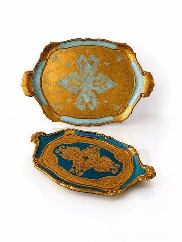 Elegant Pair of Florentine Gilt Wood Trays – Renaissance