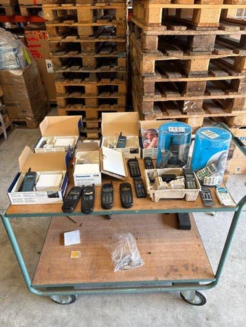 Motorola 17 vintage mobiele telefoons van Panasonic,, Nieuw