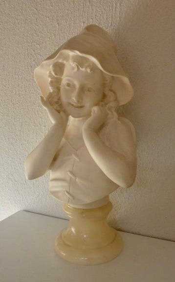 Studio Prof. Giuseppe Bessi - Buste, Glimlachend Meisje met