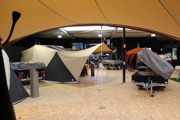 Aart Kok tenttrailers in Boxtel., Ophalen, Tot en met 4