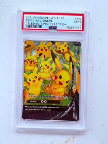 Pokémon - 1 Graded card - Pikachu V-UNION #142 Foil, Full, Nieuw
