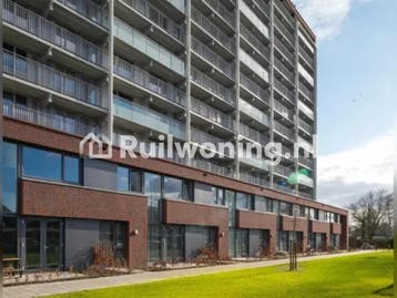 Ruim appartement gezocht in Purmerend, 6+ kamers, Amsterdam
