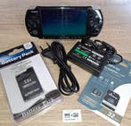 PSP 3004  Complete Set  + 32gb game card met TOP-games, Spelcomputers en Games, Nieuw