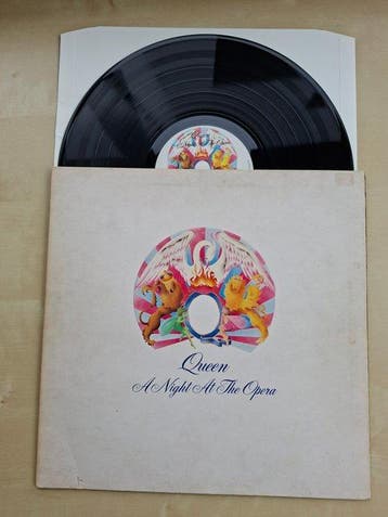 Queen - A Night At The Opera (Rare U.K. first pressing 1975), Nieuw in verpakking