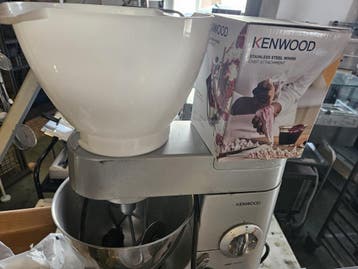 Kenwood chef premier menger 220v in VEILING, Gebruikt, Bakkerij en Slagerij