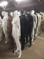 Etalagepoppen dames -net binnen-