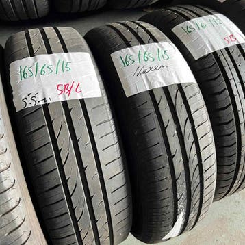 2 x Nexen 165-65-15 Zomerbanden 5,5mm, Gebruikt, 15 inch, Ophalen of Verzenden, Band(en)