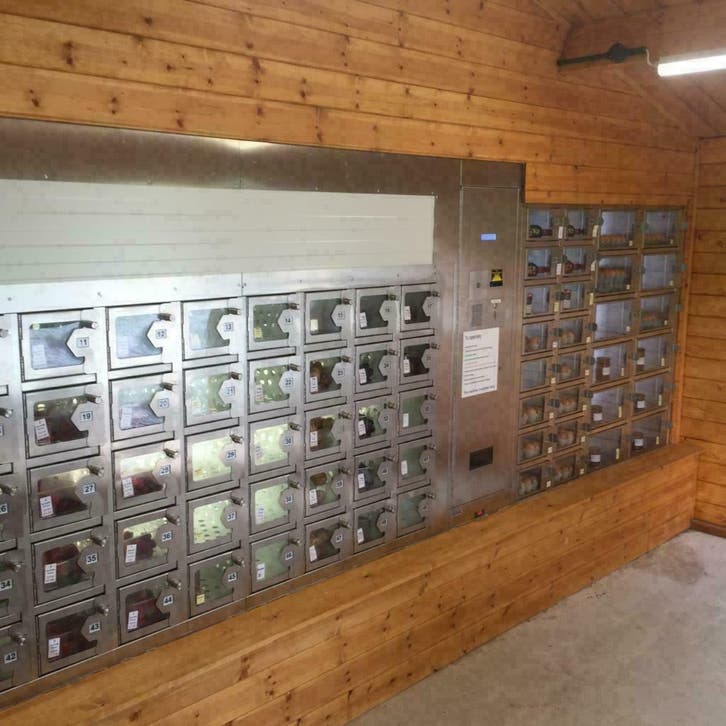 Robuuste Boerderij automaat voor AGF, eieren, vlees en ijs., Zakelijke goederen, Agrarisch | Aardappelen, Groenten, Fruit en Vlees