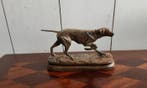 P. Chenet - Figuur - Jachthond - Brons