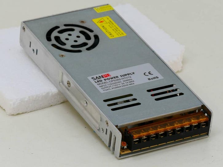 LED Power Suplply CPS350-H1V12 350W (Voeding, Analoog), Hobby en Vrije tijd, Modeltreinen | Overige schalen, Rails, Zo goed als nieuw