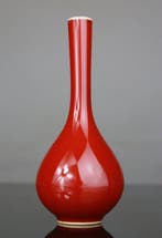 Vaas en porselein - Porselein, Email Flambe Sang de Boeuf -