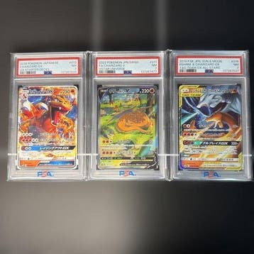 Pokémon - 3 Graded card - Charizard, Reshiram #013/131,, Nieuw