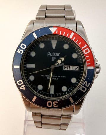 Pulsar - Quartz Diver Style Watch – Pepsi Bezel – Day/Date -
