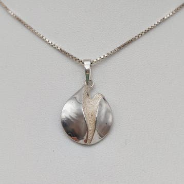 Zonder minimumprijs - Ketting met hanger Zilver - AKT -, Sieraden, Tassen en Uiterlijk, Antieke sieraden