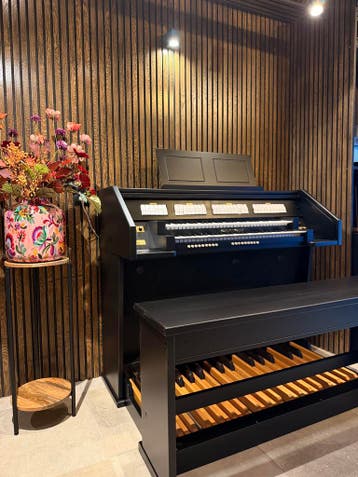 Johannus Content Domus in de kleur zwart, Zo goed als nieuw, 2 klavieren, Orgel