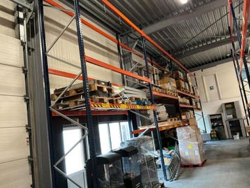 Online veiling: Mecalux, palletstelling