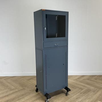 Eurokraft verrijdbare computerkast met werkblad, (hxbxd), Zakelijke goederen, Kantoor en Winkelinrichting | Computer en IT, Ophalen of Verzenden