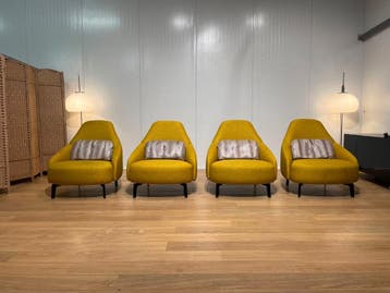 Leolux Jill Fauteuil Geel Nieuwstaat (4 Beschikbaar), Huis en Inrichting, Fauteuils, Design Fauteuils Leolux, 75 tot 100 cm, Ophalen of Verzenden