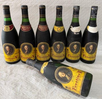 1982 (x4), 1987 (x2), 1994 Bodegas Faustino V - Rioja, Nieuw