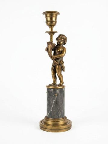 Figuur - Putto com Cornucópia - Marmer, Brons